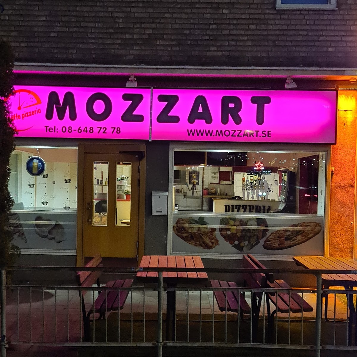 Mozzart Restaurang & Pizzeria